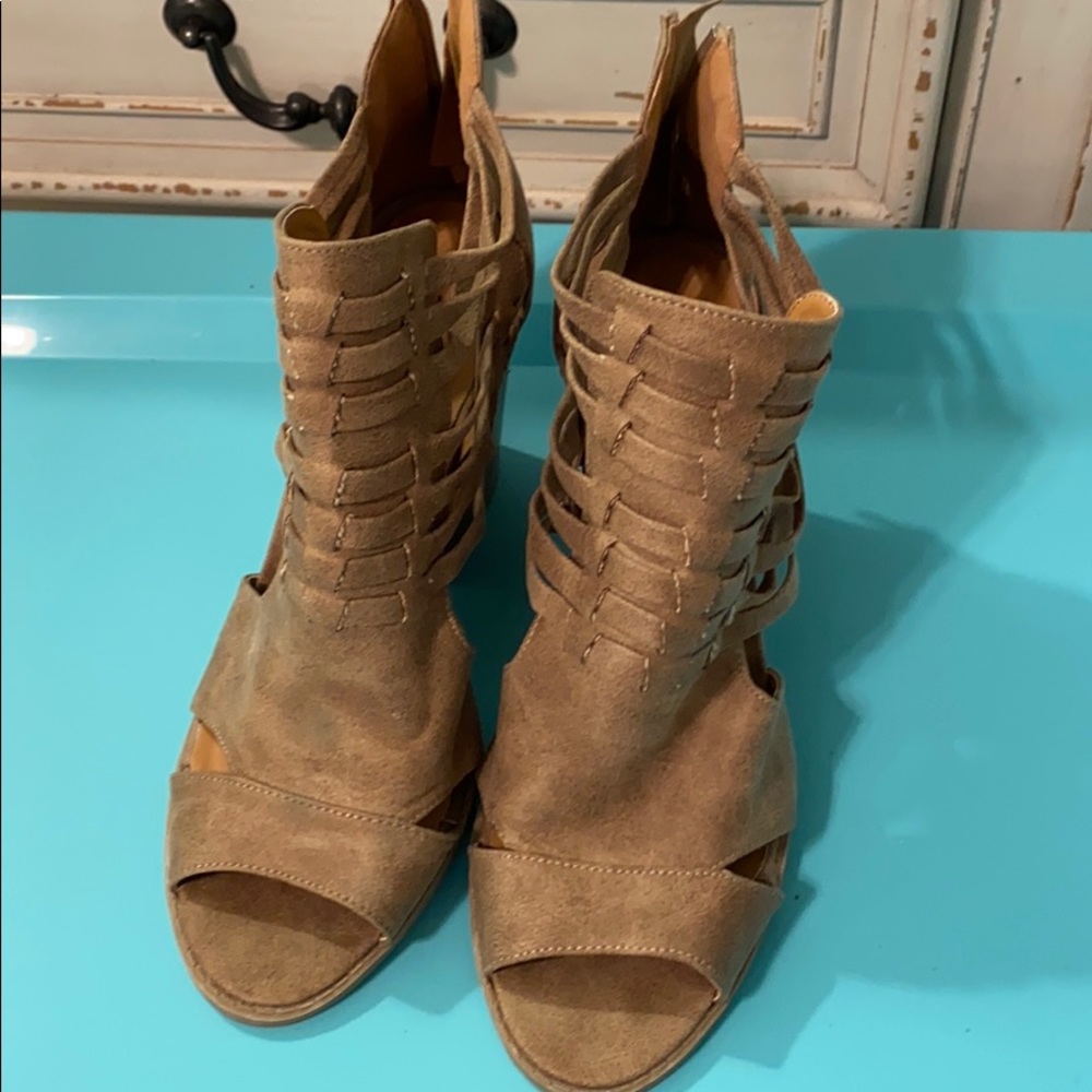 Tan boots